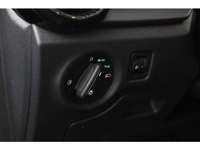 Škoda Fabia 1.0 TSI Ambition 2022 Benzine 33