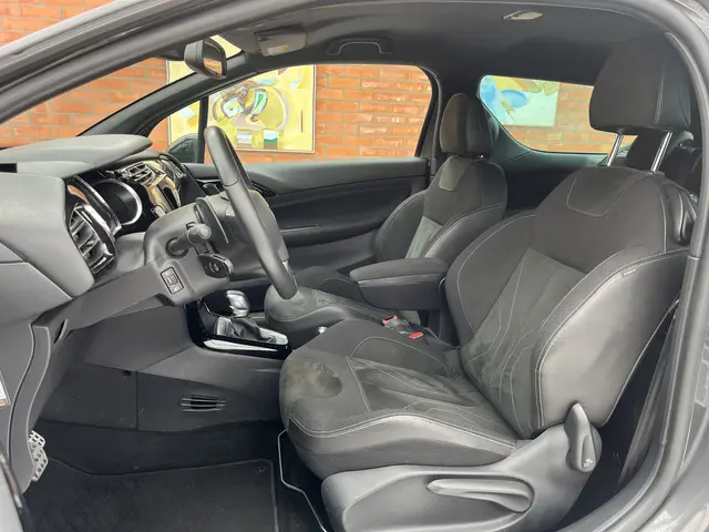 DS DS 3 PureTech 110 Connected Chic 2019 Benzine 8