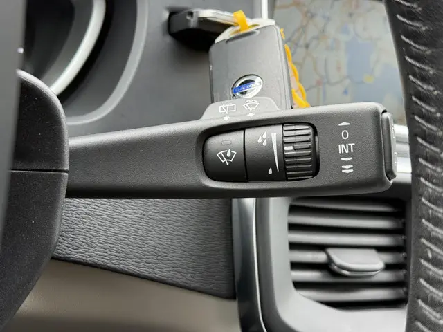 Volvo V40 2.0 D2 Momentum Business 2015 Diesel 27