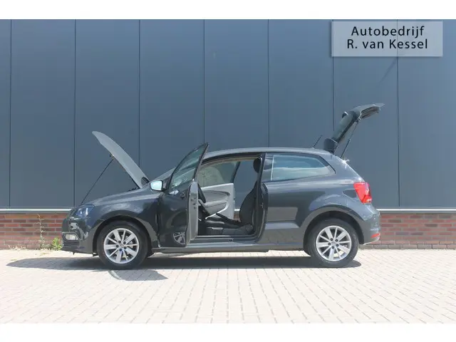 Volkswagen Polo 1.0 Easyline I NL-auto 2016 Benzine 12