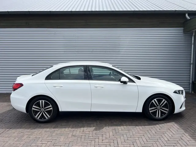 Mercedes-Benz A-Klasse 180 2020 Benzine 5