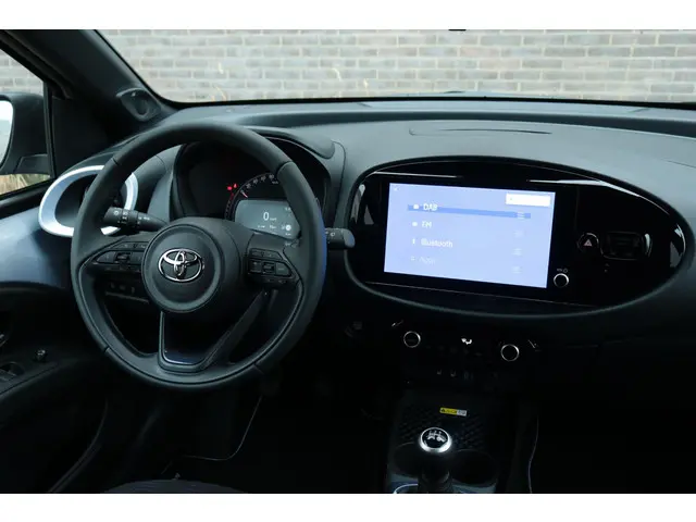 Toyota Aygo X 1.0 VVT-i MT JBL, 2025 Benzine 38