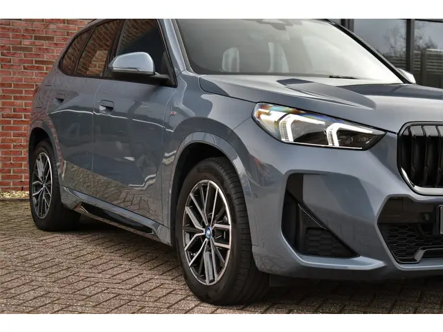 BMW X1 xDrive25e M-Sport 2024 Hybride Benzine 33