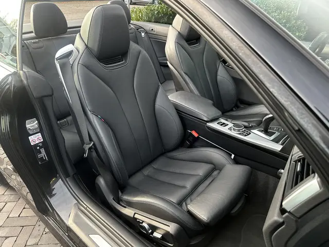 BMW 4 Serie Cabrio 430i High Executive 2020 Benzine 33
