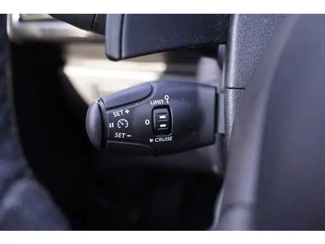 Citroën C3 1.2 PureTech Exclusive 2016 Benzine 21