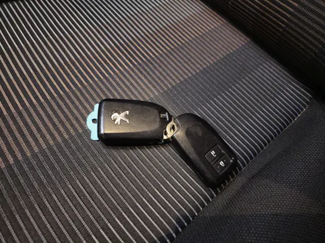 Peugeot 108 1.2 Puretech Allure TOP! 2015 Benzine 22