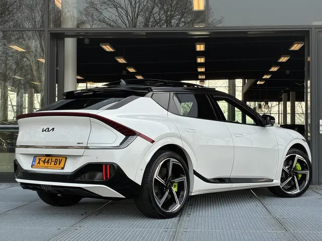 Kia EV6 GT AWD 77.4 kWh 2023 Elektrisch 2