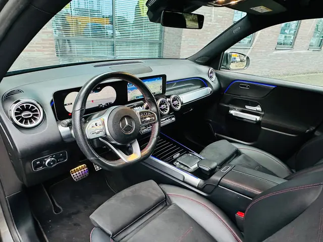 Mercedes-Benz GLB 180 d Premium 2021 Diesel 30