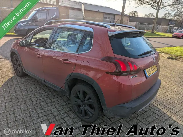 Peugeot 2008 1.2 PureTech Allure 2017 Benzine 3