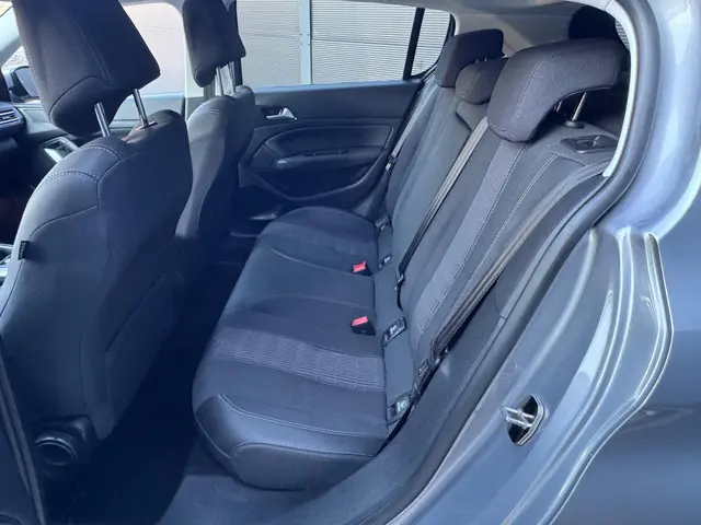 Peugeot 308 1.2 PureTech / 360 Camera / VC / Navi 2021 Benzine 7