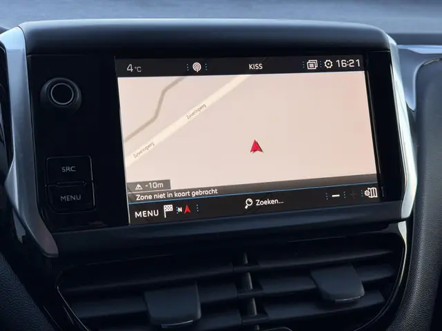 Peugeot 208 1.2 PureTech Signature 2018 Benzine 12