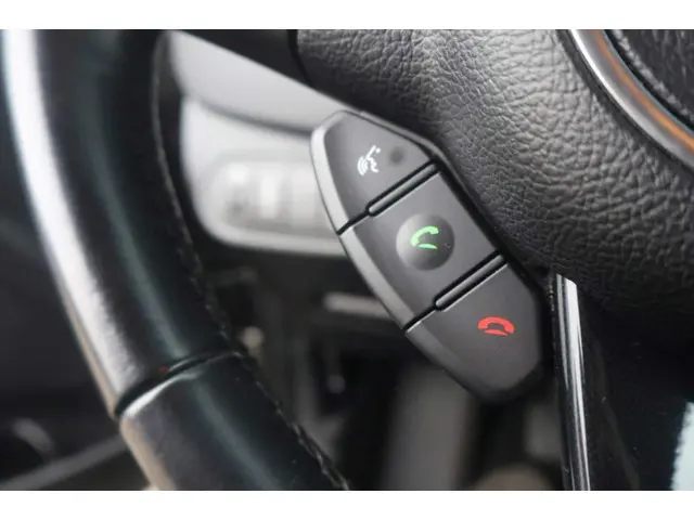 Kia Carens 1.6 GDi ExecutiveLine 2015 Benzine 10