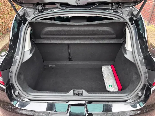 Renault Clio 0.9 TCe Eco2 Limited 2016 Benzine 14