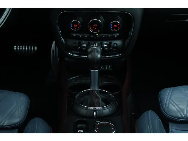 MINI Clubman Cooper S ALL4 2016 Benzine 33