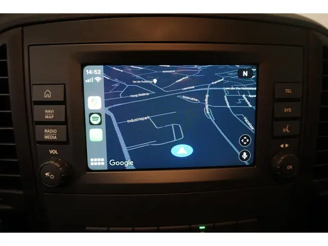 Mercedes-Benz Vito 114 CDI Lang 2023 Diesel 7