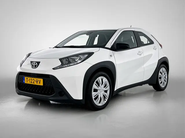 Toyota Aygo X 1.0 VVT-i S-CVT Play 2023 Benzine