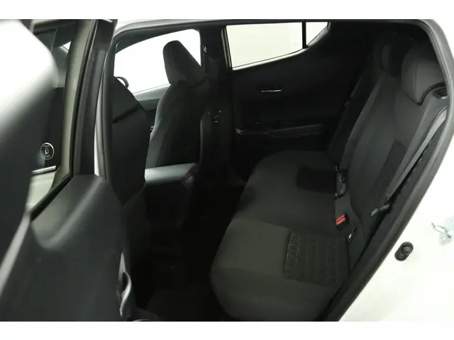 Toyota C-HR 1.8 Hybrid Style 2021 Hybride Benzine 17