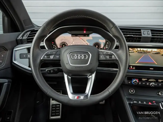 Audi Q3 Sportback 35 TFSI S-Line 2021 Benzine 24