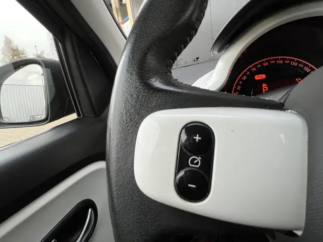 Renault Twingo SCe Collection 2017 Benzine 19