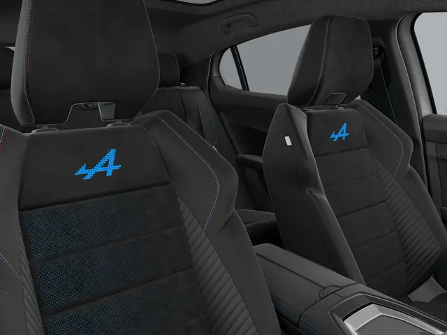 Renault Rafale esprit Alpine 2026 Hybride Benzine 15