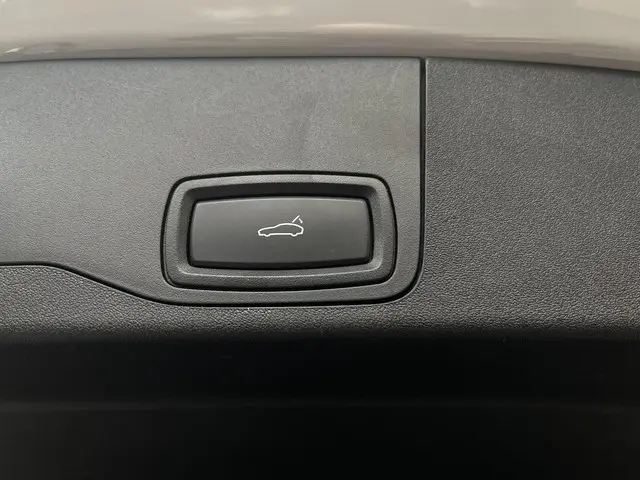 Porsche Taycan Cross Turismo 4 93 kWh 2021 Elektrisch 41