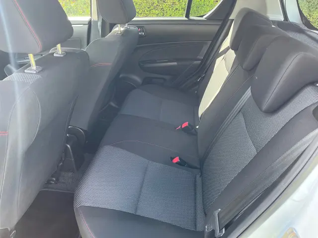 Suzuki Swift 1.6 Sport 2015 Benzine 4