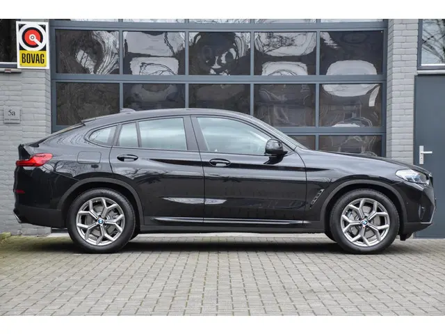 BMW X4 30i 2022 Benzine 13