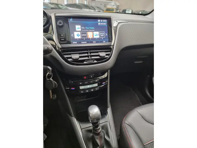 Peugeot 208 1.2 PureTech GT-Line 2019 Benzine 4