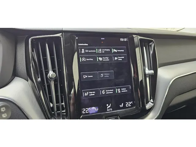 Volvo XC60 2.0 B4 Momentum 2021 Benzine 23