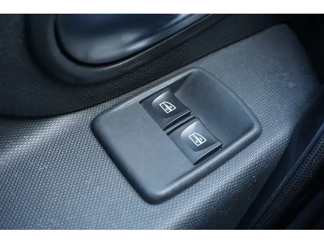 Dacia Logan MCV 0.9 TCe Stepway 2017 Benzine 17