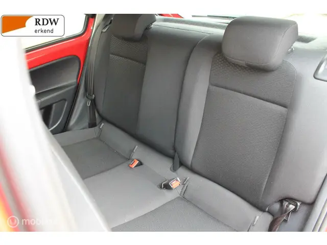 SEAT Mii 1.0 Sport Dynamic 2015 Benzine 18