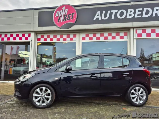 Opel Corsa 1.4 Favourite 2019 Benzine 2