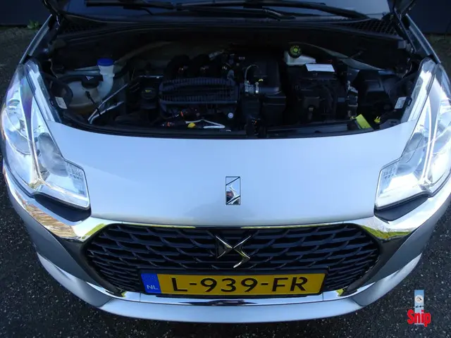 DS DS 3 1.2 PureTech So Chic 2016 Benzine 25
