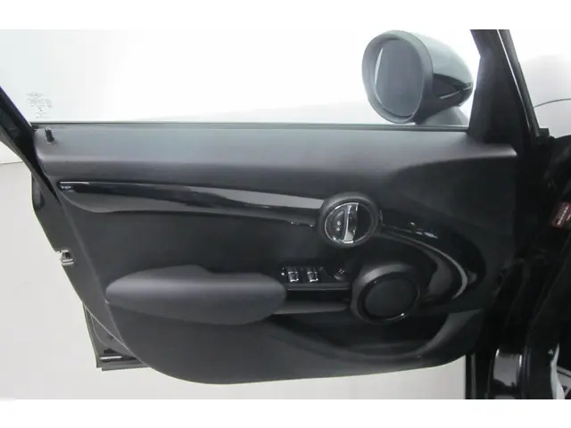 MINI Cooper Mini 1.5 Automaat Chili 2016 Benzine 31