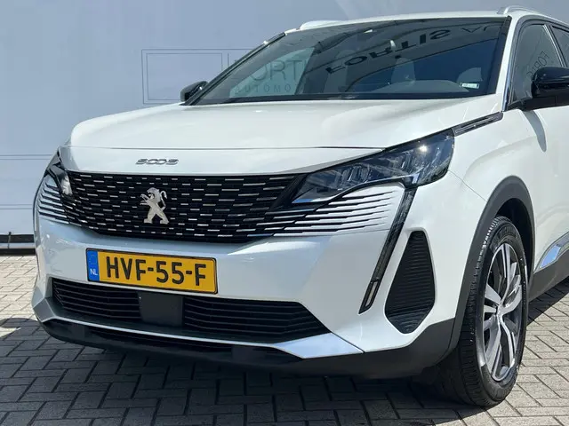 Peugeot 5008 1.2 PureTech Allure 2024 Benzine 14