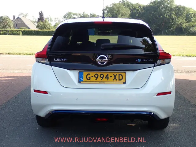 Nissan Leaf E+ N-Connecta 62kWh 2019 Elektrisch 30