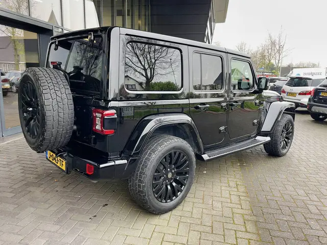 Jeep Wrangler Unlimited 2.0T Sahara 2019 Benzine 24