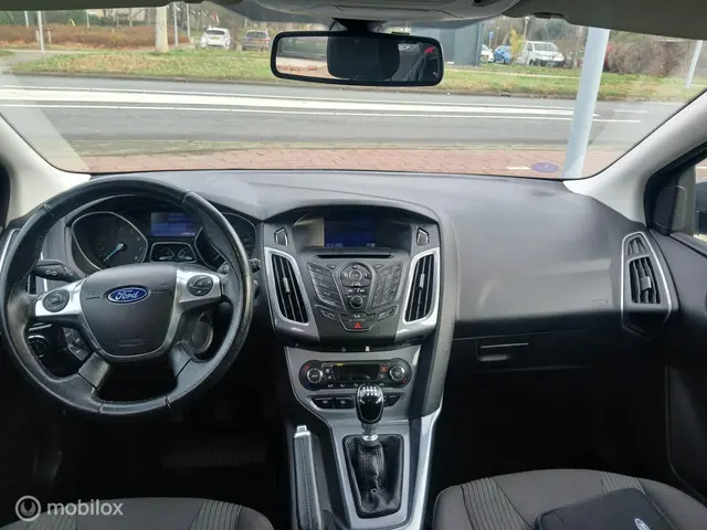 Ford Focus Wagon 1.0 EcoBoost Titanium 2013 Benzine 10