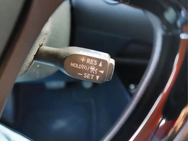 Toyota C-HR 1.8 Hybrid Dynamic 2021 Hybride Benzine 17