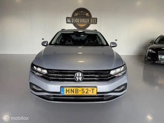 Volkswagen Passat Variant 2.0 TDI Business 2023 Diesel 6