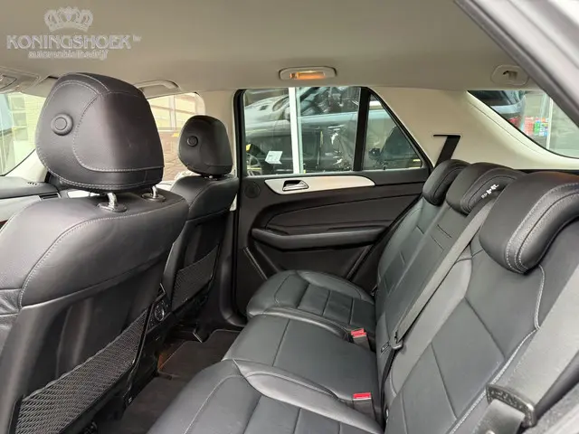 Mercedes-Benz GLE 500 e 4MATIC 2015 Hybride Benzine 11