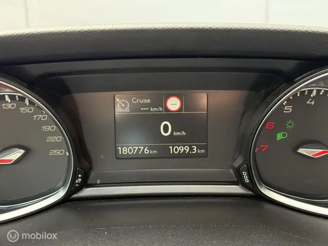 Peugeot 308 1.2|Pano|Carplay|Cruise 2017 Benzine 11