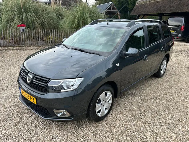 Dacia Logan Airco, trekhaak 2017 Benzine 13