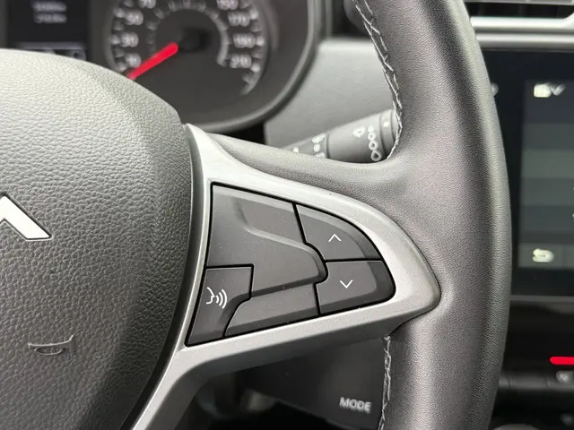 Dacia Duster TCe 150 Journey 2023 Benzine 22