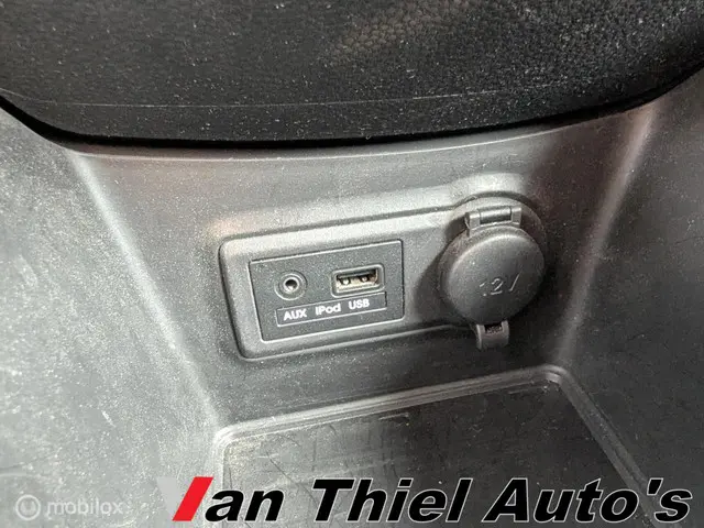 Hyundai ix20 1.4i Go! 2015 Benzine 26