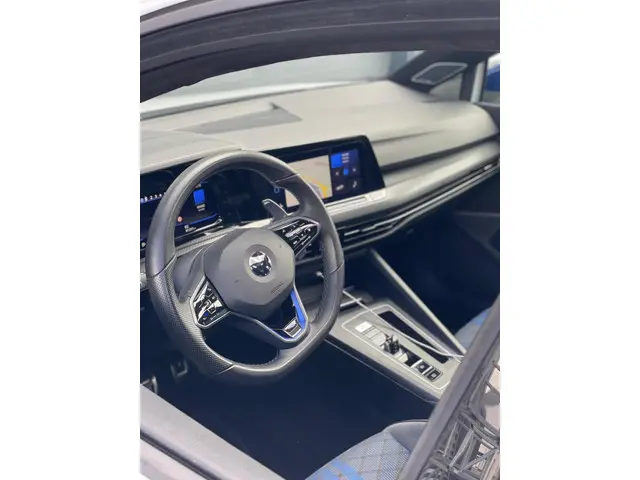 Volkswagen Golf 2
