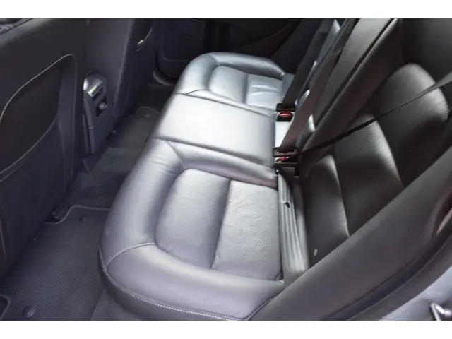 Volvo V70 2.0 T5 Dynamic Edition automaat 2015 Benzine 8