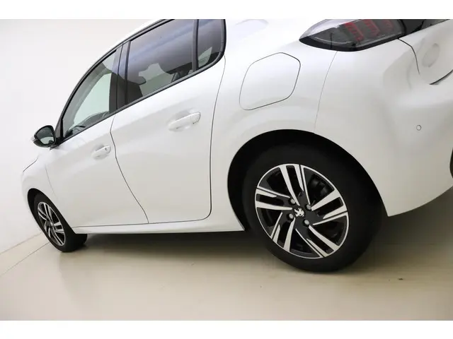 Peugeot 208 1.2 PureTech Allure 2021 Benzine 15