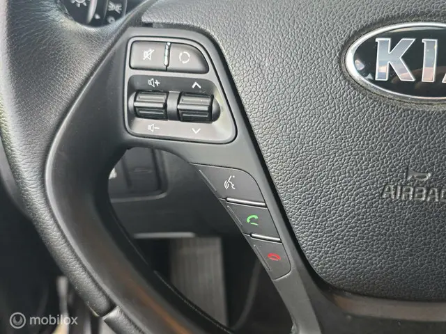 Kia cee'd 1.6 GDI ComfortLine |Jaar Garantie !! 2015 Benzine 9