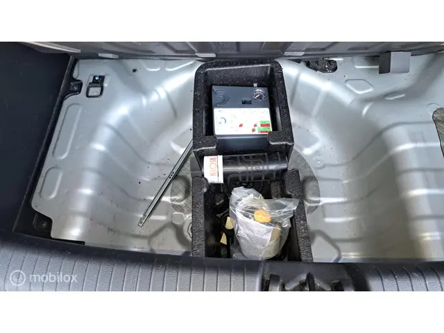 Hyundai i10 1.0i i-Motion Comfort Plus 2016 Benzine 22